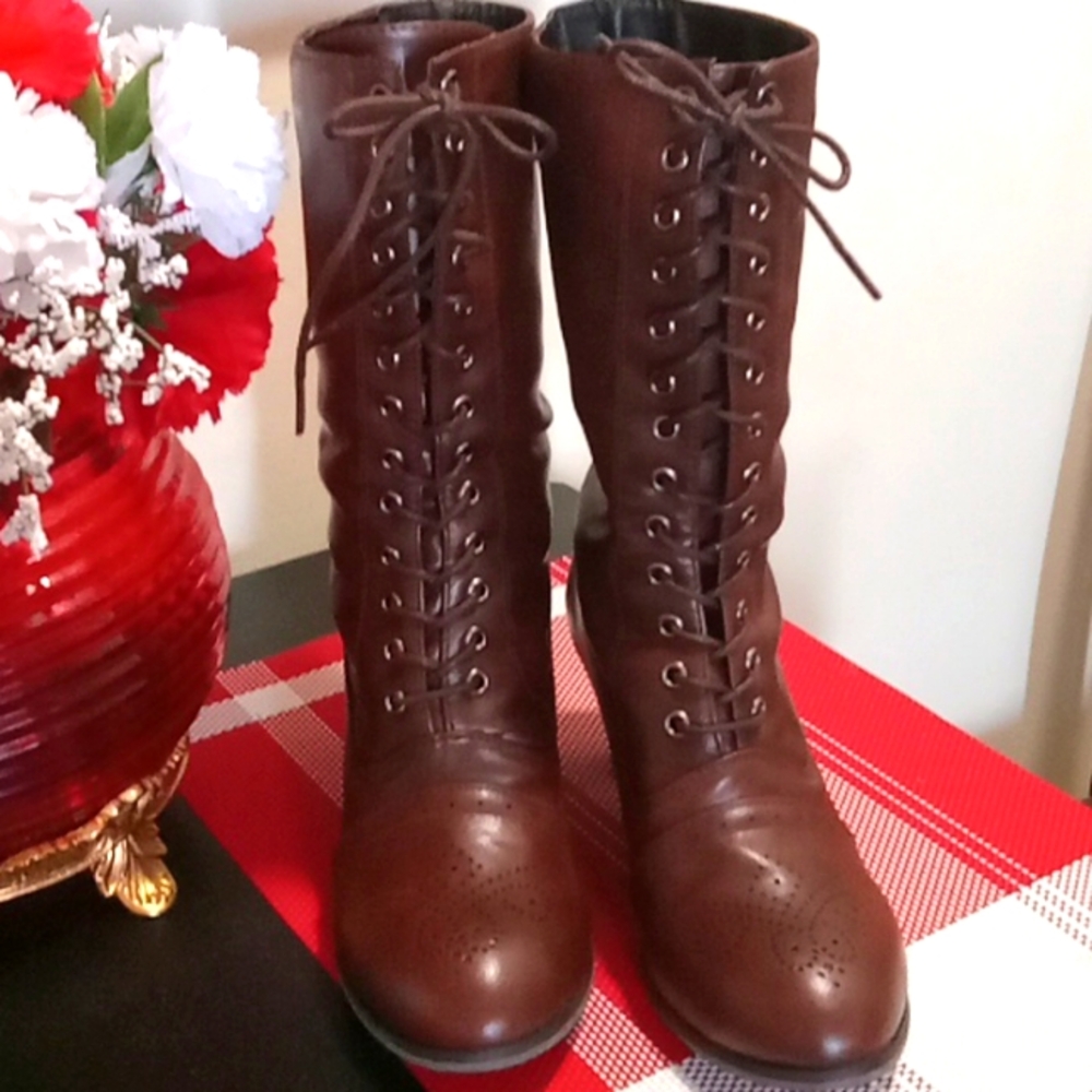 Woman boots